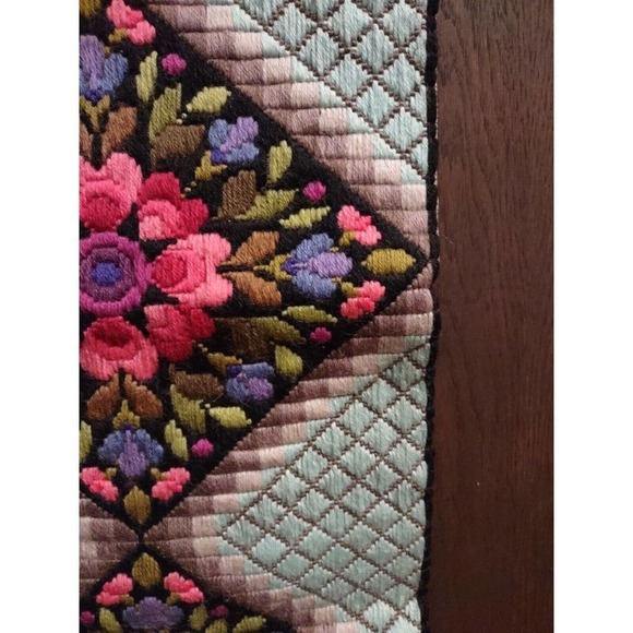 TAPESTRY Wall Hanging Bright Floral Pink BELL PULL 12 X 33 Cross Stitch No Back - Picture 4 of 12